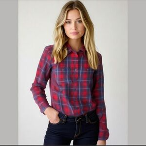 Saint johns bay shirt size small